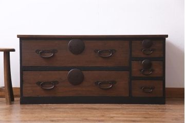 アンティーク家具　天板リメイク　ペイントがモダンな雰囲気を漂わせる箪笥ローボード(テレビ台、アンティークチェスト)