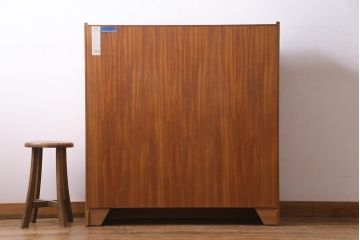 ヴィンテージ家具　イギリスビンテージ　Parker Knoll　レトロな雰囲気が可愛らしいオーク材のキャビネット(収納棚)