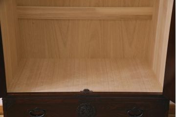 中古　岩谷堂箪笥　みちのく8号　深い色合いが魅力的なワードローブ(洋服タンス)