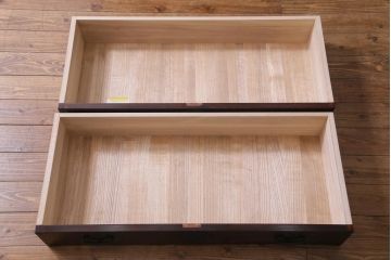 中古　岩谷堂箪笥　みちのく8号　深い色合いが魅力的なワードローブ(洋服タンス)