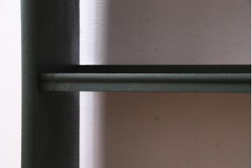 ペイント家具　深いグリーンがレトロなブックシェルフ(本棚、オープンラック)