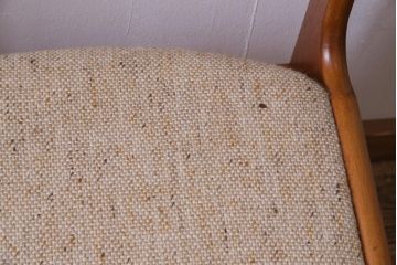 ヴィンテージ家具　デンマーク　チーク材　スタイリッシュなデザインが素敵なビンテージチェア(椅子)(1)