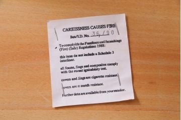 ヴィンテージ家具　デンマーク　チーク材　スタイリッシュなデザインが素敵なビンテージチェア(椅子)(1)