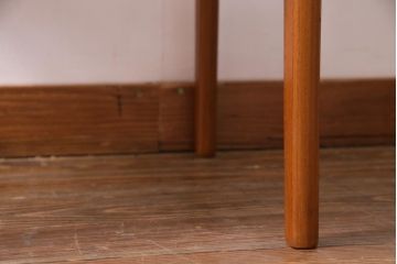 ヴィンテージ家具　デンマーク　チーク材　スタイリッシュなデザインが素敵なビンテージチェア(椅子)(3)
