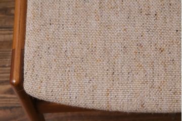 ヴィンテージ家具　デンマーク　北欧　チーク材　スタイリッシュなデザインが素敵なビンテージチェア(椅子)