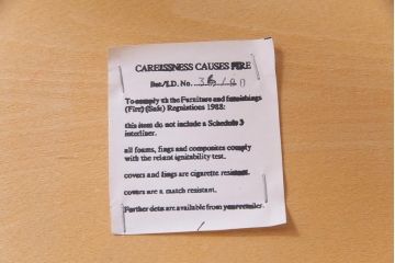 ヴィンテージ家具　デンマーク　北欧　チーク材　スタイリッシュなデザインが素敵なビンテージチェア(椅子)