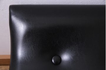 ヴィンテージ家具　イギリスビンテージ　AUSTINSUITE　激レア!　チーク材　スタイリッシュなオットマン(スツール)