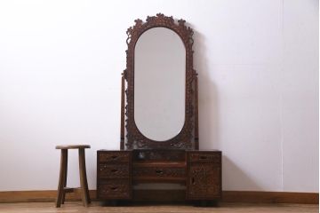 中古美品　伝統工芸軽井沢彫り　重厚感漂うドレッサー(化粧台、鏡台)