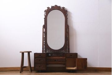 中古美品　伝統工芸軽井沢彫り　重厚感漂うドレッサー(化粧台、鏡台)