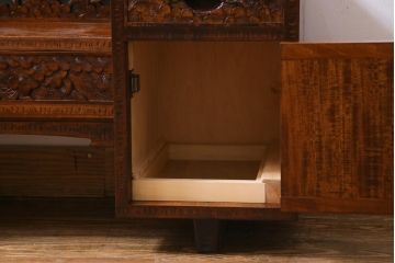 中古美品　伝統工芸軽井沢彫り　重厚感漂うドレッサー(化粧台、鏡台)