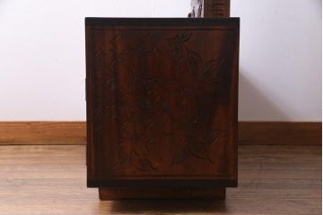 中古美品　伝統工芸軽井沢彫り　重厚感漂うドレッサー(化粧台、鏡台)