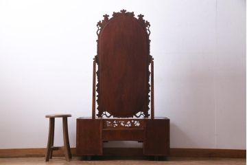 中古美品　伝統工芸軽井沢彫り　重厚感漂うドレッサー(化粧台、鏡台)