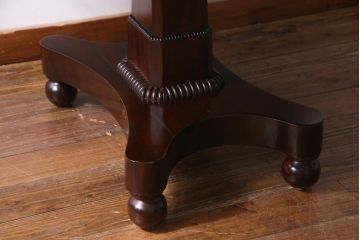 アンティーク家具　イギリスアンティーク　マホガニー材　脚が個性的なバタフライテーブル(ドロップリーフテーブル)