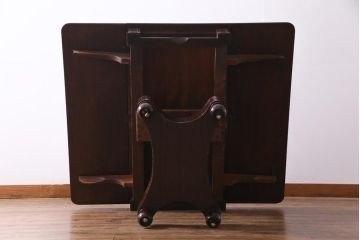 アンティーク家具　イギリスアンティーク　マホガニー材　脚が個性的なバタフライテーブル(ドロップリーフテーブル)