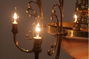 ヨーロッパ　真鍮製　マーブルガラスがおしゃれなビンテージ6灯シャンデリア(ハンギングシャンデリア)