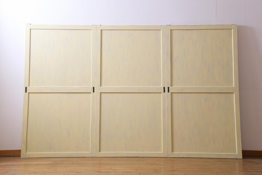 ペイント家具　温かなペイントカラーが優しげな板戸3枚セット(引き戸、建具)