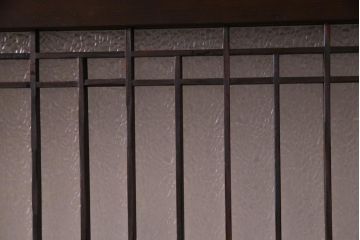 和製アンティーク　大正期　レトロモダンな組子入り板戸(引き戸、建具)2枚セット