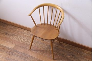 ヴィンテージ家具　イギリスビンテージ　ERCOL(アーコール)　座り心地のよいスタイリッシュなスモーカーズチェア(ダイニングチェア、アームチェア)
