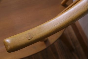 ヴィンテージ家具　イギリスビンテージ　ERCOL(アーコール)　座り心地のよいスタイリッシュなスモーカーズチェア(ダイニングチェア、アームチェア)