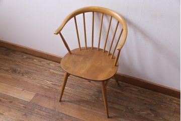 ヴィンテージ家具　イギリスビンテージ　ERCOL(アーコール)　座り心地のよいスタイリッシュなスモーカーズチェア(ダイニングチェア、アームチェア)(1)