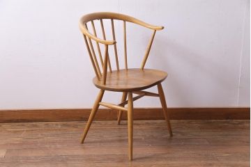ヴィンテージ家具　イギリスビンテージ　ERCOL(アーコール)　座り心地のよいスタイリッシュなスモーカーズチェア(ダイニングチェア、アームチェア)(1)