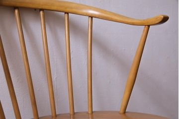 ヴィンテージ家具　イギリスビンテージ　ERCOL(アーコール)　座り心地のよいスタイリッシュなスモーカーズチェア(ダイニングチェア、アームチェア)(2)