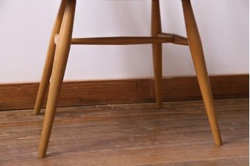 ヴィンテージ家具　イギリスビンテージ　ERCOL(アーコール)　座り心地のよいスタイリッシュなスモーカーズチェア(ダイニングチェア、アームチェア)(2)