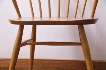 ヴィンテージ家具　イギリスビンテージ　ERCOL(アーコール)　座り心地のよいスタイリッシュなスモーカーズチェア(ダイニングチェア、アームチェア)(3)