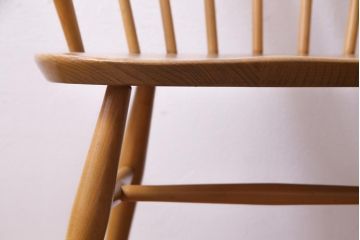 ヴィンテージ家具　イギリスビンテージ　ERCOL(アーコール)　座り心地のよいスタイリッシュなスモーカーズチェア(ダイニングチェア、アームチェア)(3)