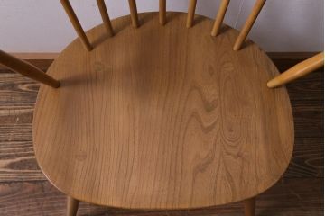 ヴィンテージ家具　イギリスビンテージ　ERCOL(アーコール)　洗練されたデザインが格好いいスモーカーズチェア(ダイニングチェア、アームチェア)(1)