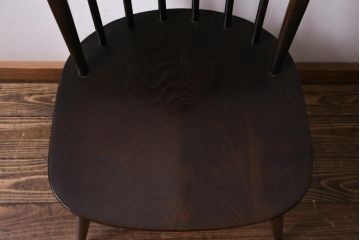ヴィンテージ家具　イギリスビンテージ　ERCOL(アーコール)　落ちついた色味のウィンザーチェア(ワークチェア、椅子、ウインザーチェア)(1)