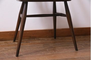 ヴィンテージ家具　イギリスビンテージ　ERCOL(アーコール)　落ちついた色味のウィンザーチェア(ワークチェア、椅子、ウインザーチェア)(1)