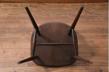 ヴィンテージ家具　イギリスビンテージ　ERCOL(アーコール)　落ちついた色味のウィンザーチェア(ワークチェア、椅子、ウインザーチェア)(2)