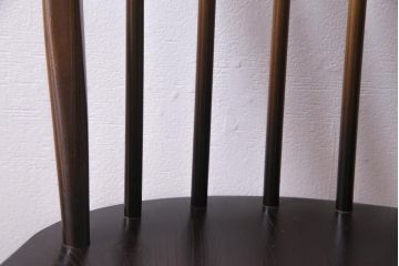 ヴィンテージ家具　イギリスビンテージ　ERCOL(アーコール)　落ちついた色味のウィンザーチェア(ワークチェア、椅子、ウインザーチェア)(2)