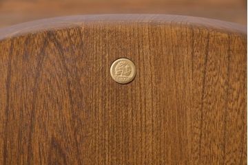 ヴィンテージ家具　イギリスビンテージ　ERCOL(アーコール)　美しく丈夫な作りが魅力的なクエーカーチェア(椅子)