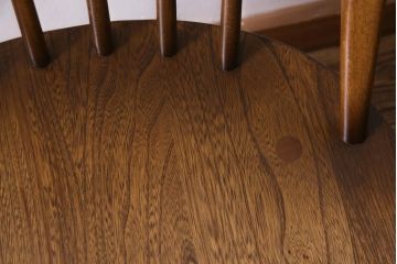 ヴィンテージ家具　イギリスビンテージ　ERCOL(アーコール)　美しく丈夫な作りが魅力的なクエーカーチェア(椅子)(1)