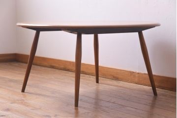 ヴィンテージ家具　イギリスビンテージ　ERCOL(アーコール)　明るい色味のコーヒーテーブル(ラウンドテーブル)