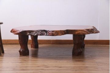 アンティーク家具　昭和中期　カリン材(花梨材)　鳥眼杢　縁の木肌が迫力を放つ座卓(ローテーブル)