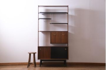 ヴィンテージ家具　イギリスビンテージ　G-PLAN(ジープラン)　TOLA&BLACK　黒と木の色合いが格好良いルームディバイダー(飾り棚、間仕切り)