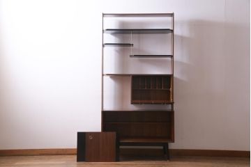 ヴィンテージ家具　イギリスビンテージ　G-PLAN(ジープラン)　TOLA&BLACK　黒と木の色合いが格好良いルームディバイダー(飾り棚、間仕切り)
