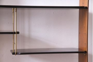 ヴィンテージ家具　イギリスビンテージ　G-PLAN(ジープラン)　TOLA&BLACK　黒と木の色合いが格好良いルームディバイダー(飾り棚、間仕切り)