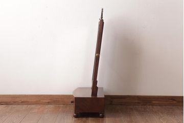 アンティーク雑貨　イギリスアンティーク　象嵌とシルエットがおしゃれなマホガニー材製のミラー(ドレッサー、鏡台)