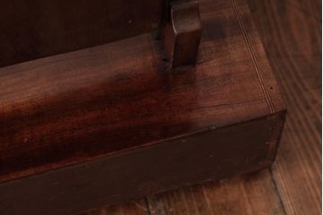 アンティーク雑貨　イギリスアンティーク　象嵌とシルエットがおしゃれなマホガニー材製のミラー(ドレッサー、鏡台)
