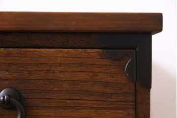 アンティーク家具　和製アンティーク　総桐材　脚付リメイク　シンプルな帯金具の箪笥リビングボード(アンティークチェスト、ローボード、和タンス、桐箪笥、桐たんす)