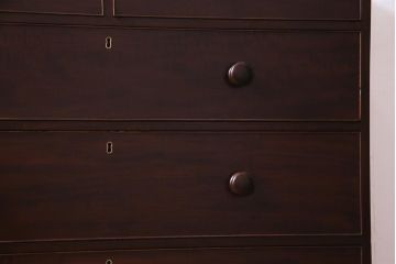 アンティーク家具　ヨーロッパアンティーク　ヴィクトリアン　マホガニー材　シンプルで上品なチェスト(引き出し、タンス)