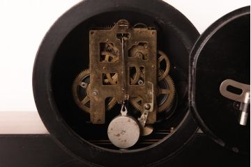 アンティーク雑貨　昭和中期　AICHI(愛知時計電機)　ゼンマイ式　30DAY　大人な雰囲気が格好いい置時計(振り子時計)