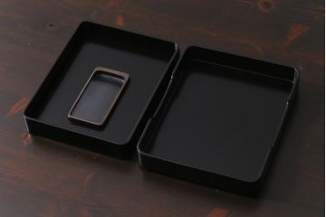 アンティーク雑貨　和製アンティーク　硯付き　草花文　木製の蒔絵硯箱
