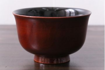 大正昭和初期　木製　羽反型　牡丹・蝶蒔絵杯洗(漆器)