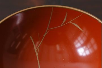 和製アンティーク　箱付き　木製　蒔絵　図変わり盃5つセット(漆器)