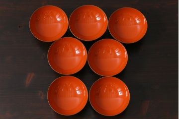和製アンティーク　仙才型　沈金　蝶と菊　木製　蓋付きお椀7個セット(漆器)
